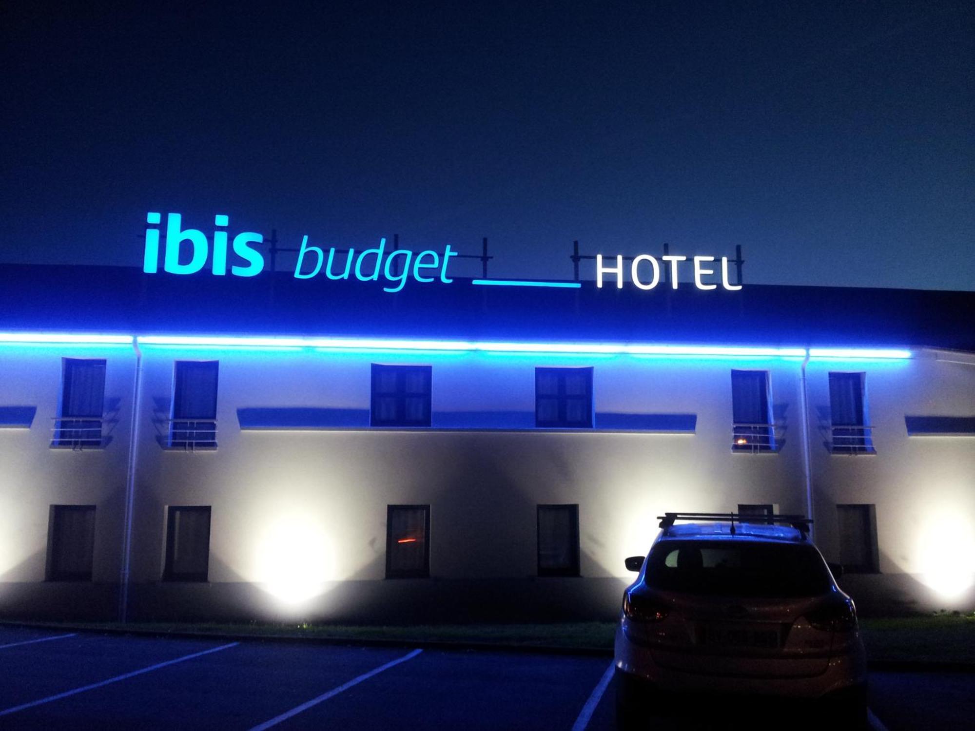 Ibis Budget Редон Екстериор снимка